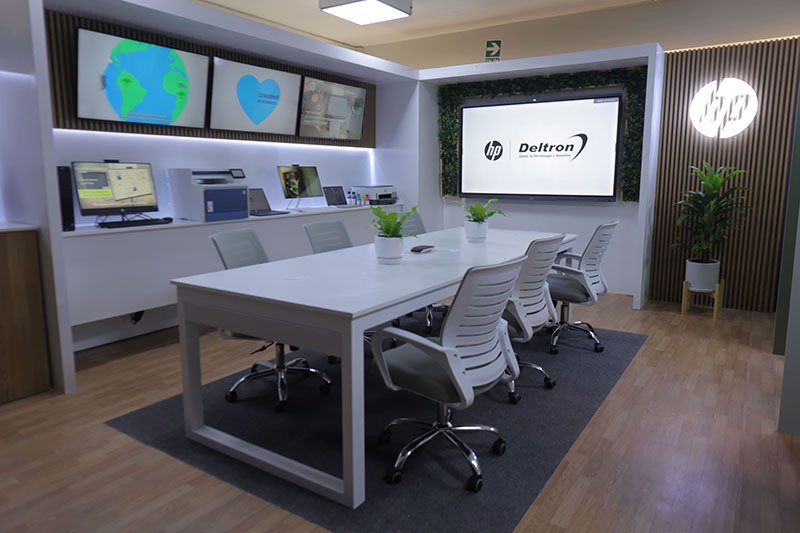 Primer-Centro-de-Experiencia-HP-itusers