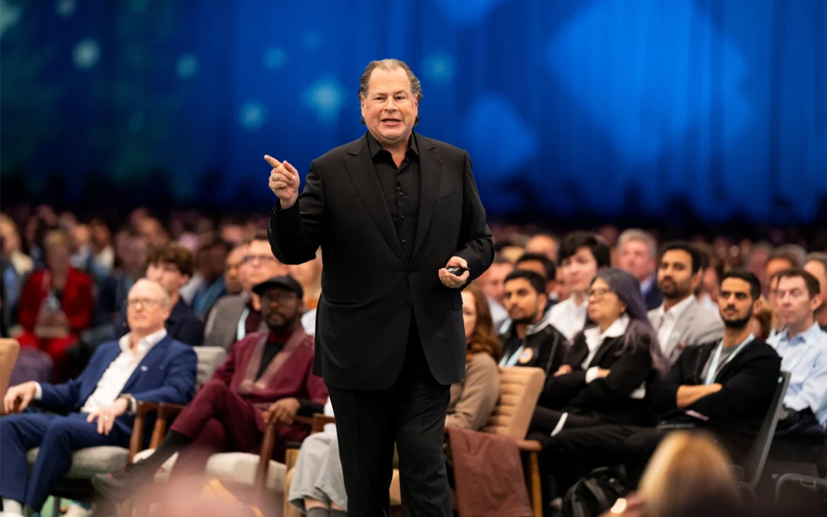 anthropic-y-salesforce-amplian-su-alianza-estrategica-para-ofrecer-ia-fiable-it-users