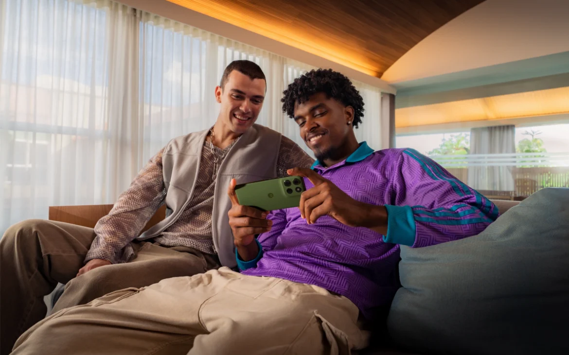 motorola-lanza-en-peru-el-moto-g56-5g-con-bateria-de-5200-mah-y-camara-moto-ai