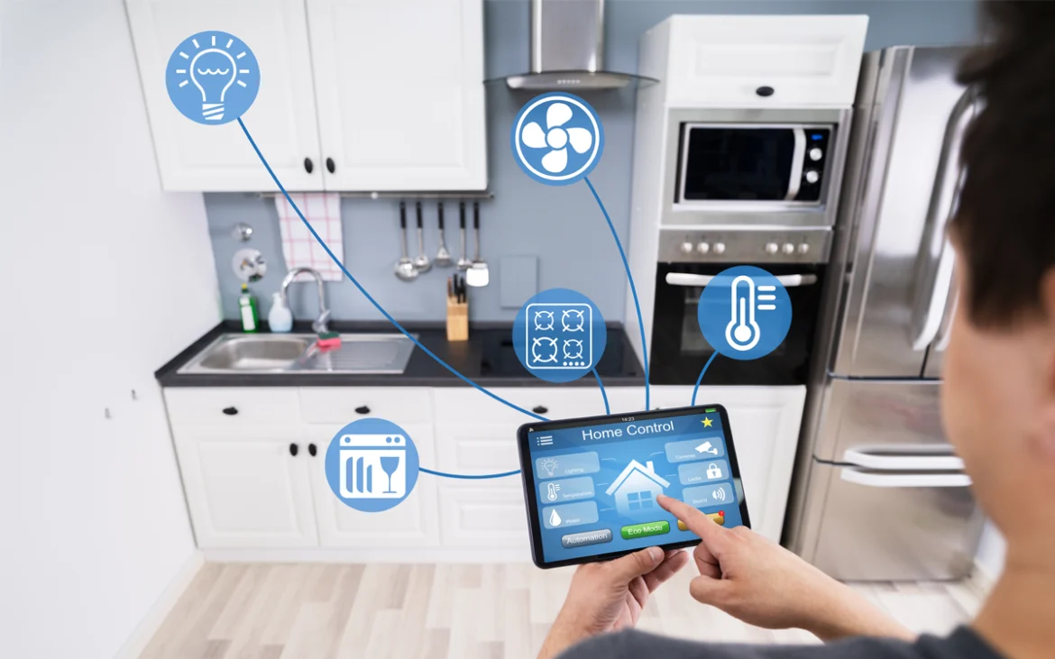 Tecnología de hogar inteligente aplicada al control de electrodomésticos en la cocina